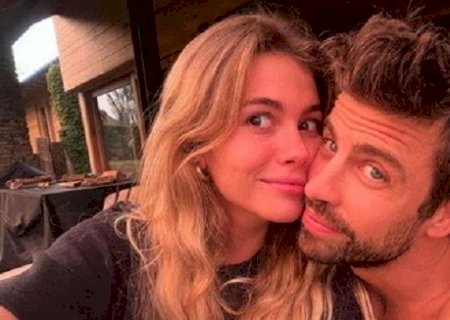 Piqué e namorada se mudam para mansão onde jogador morou com Shakira