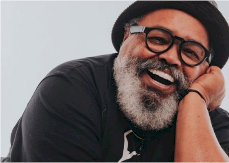 Jorge Aragão chora ao falar de câncer: ‘não consegui assimilar tudo’
