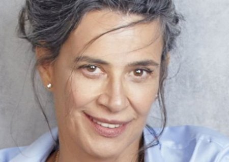 Cantora Simone tem shows cancelados por falta de público