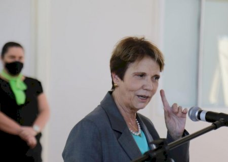 ‘Caminho errado’, diz Tereza Cristina sobre taxação de exportações do agro brasileiro