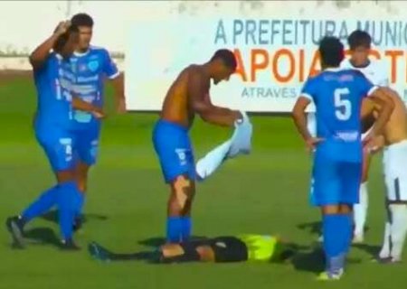 &Aacute;rbitro tem queda de press&atilde;o e passa mal em jogo do Campeonato Estadual