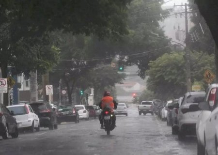 Estado tem alerta de chuvas intensas e ventos de at&eacute; 60 km/h at&eacute; sexta-feira
