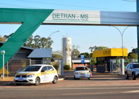 Detran acaba com boleto de licenciamento veicular em MS