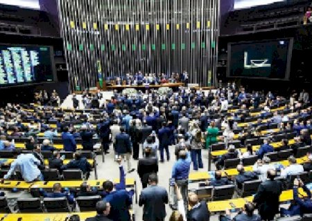 Corrida ao Senado no Estado continua com quatro pré-candidatos embolados