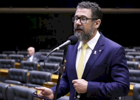 Pollon espera crescimento em pesquisa para convencer lideranças a apoiarem candidatura própria no PL