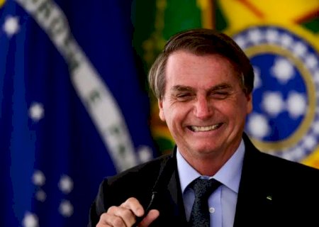 Câmara aprova lei que reduz pena de Jair Bolsonaro