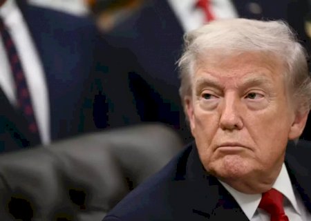 Trump anuncia aumento de novas tarifas globais dos EUA de 10% para 15% após revés na Suprema Corte
