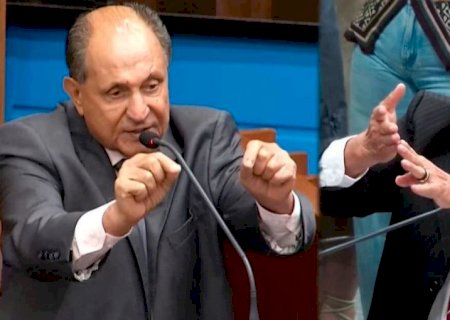 Zé Teixeira chama Zeca do PT de 'fazendeirão' durante troca de farpas na Assembleia