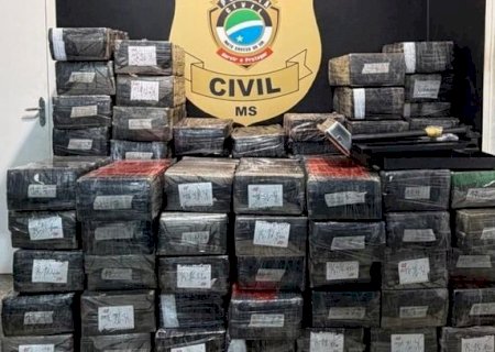 Polícia Civil de Mundo Novo apreende 1,6 tonelada de maconha e recupera veículo furtado