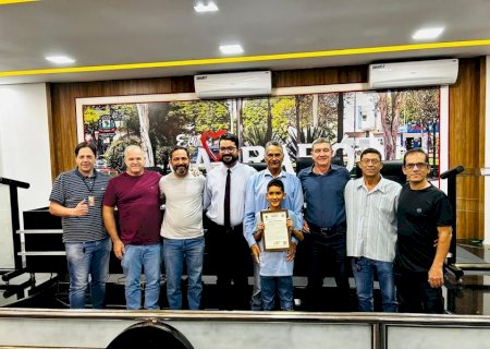 Câmara de Caarapó homenageia radialista Antônio Borges pelos 43 anos do programa Canto Sertanejo