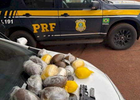 Pistola 9mm e drogas são encontradas em veículo abordado na BR-163