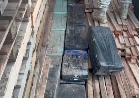 PRF apreende carregamento de maconha escondido em pallets na MS-156 em Caarapó; três foram presos