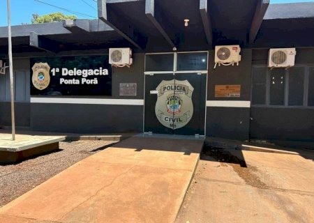 Jovem chama tia de 'preta suja' durante briga e acaba preso em Ponta Porã