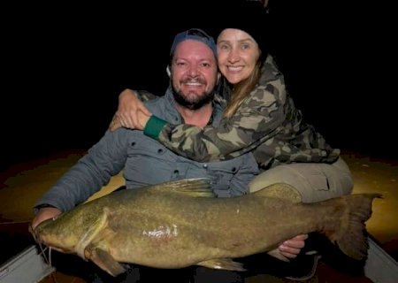 1&ordf; pescaria noturna no Pantanal rende ja&uacute; de 25 quilos a casal