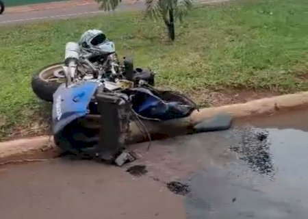 Moto "parte ao meio" em acidente na Marcelino Pires