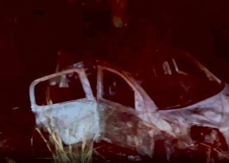 Carro carregado com maconha pega fogo durante fuga da PRF