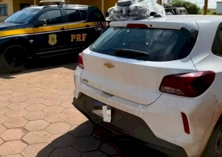 Mulher é presa com mais de 14 quilos de cocaína na BR-267