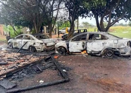 Paraguai culpa guerrilheiros por ataque com 2 policiais mortos na fronteira