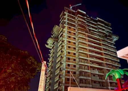 Andaime desaba de 35 metros de altura e deixa um operário morto em obra de prédio