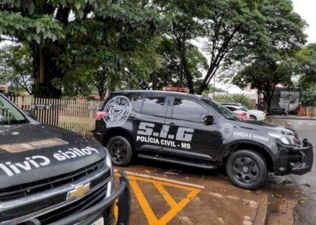 Dois homens são presos após série de furtos de caminhonetes em Dourados