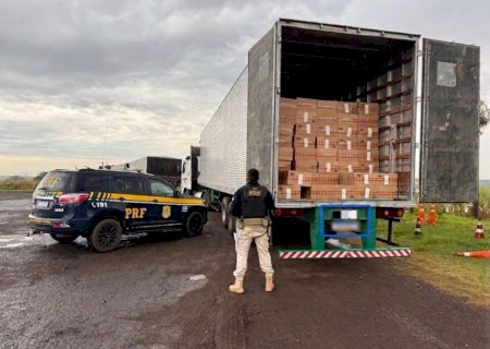 PRF apreende mais de meio milhão de maços de cigarros contrabandeados