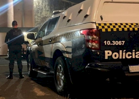 Som automotivo ouvido a cinco quadras termina com homem conduzido à delegacia em Caarapó