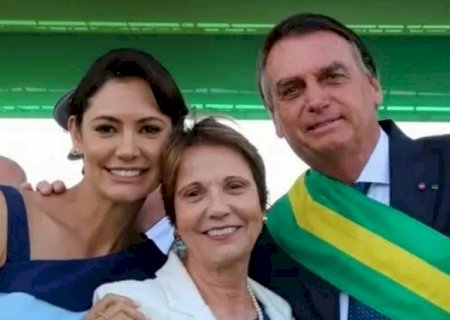 Michelle Bolsonaro aciona 'chefão do PP' para Tereza ser vice de Flávio