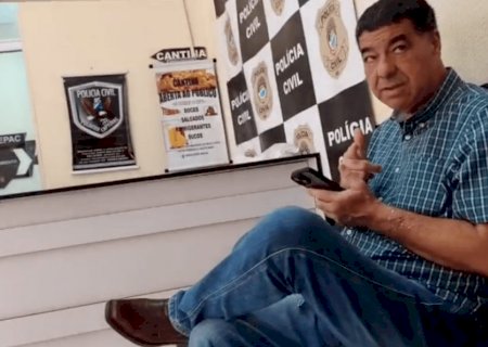 Subprefeito de Anhandui se envolve em confusão com faca na sede da subprefeitura>