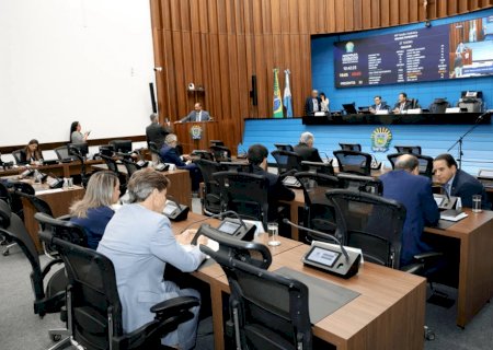PL e União-PP brigam pela ponta e PSDB, PT, Republicanos e MDB disputam o segundo bloco na luta pelas vagas na Assembleia