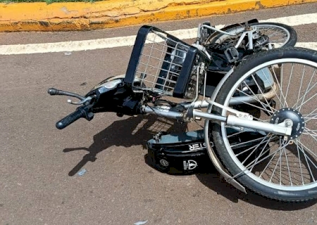 Bicicletas elétricas entregues pela Prefeitura de Caarapó terminam em acidentes no primeiro dia de uso