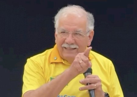 Deputado é multado por exibir vídeo fora do contexto e com uso indevido da imagem de político