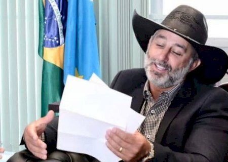 STJ manda retomar ação contra prefeito acusado de se promover em festas bancadas pelo município