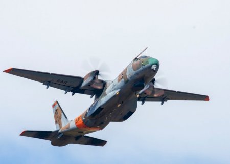 Avião de MS reforça buscas por helicóptero que sumiu com cantor em SC | G1