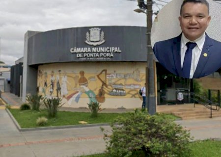 Vereador envolvido em acidente com adolescente continua preso após audiência